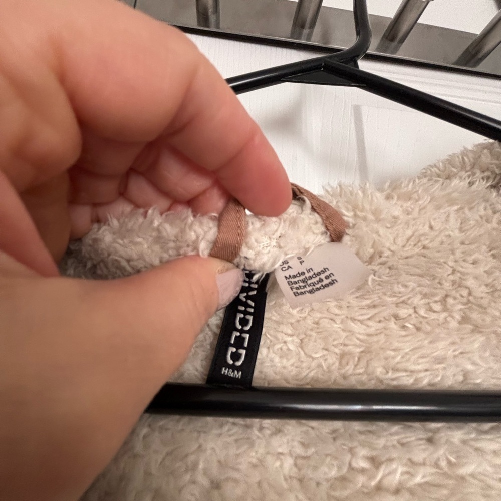 H&M jacket - Picture 2 of 7